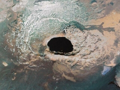Giant hole (Landscape)