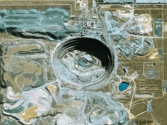 Earth crust diamond mine (Pollution) - cache image