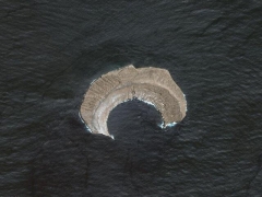Moon island (Look Like) - cache image