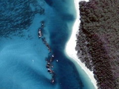 Artificial reef with boat (Crash) - cache image