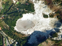 Solfatara (Volcano) - cache image
