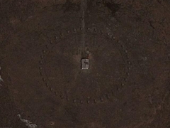 Strange house garden (Construction)