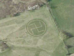 Swastika in garden (Sign) - cache image