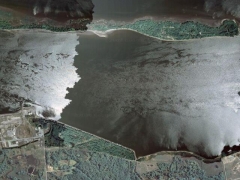 Ice lake (Before / after) - cache image