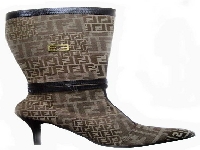 Giant boot (Giant) - similarity