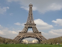 Black Eiffel tower (Look Like) - similarity