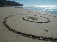 Rhoose sand sign : magnetic spiral (Art) - similarity